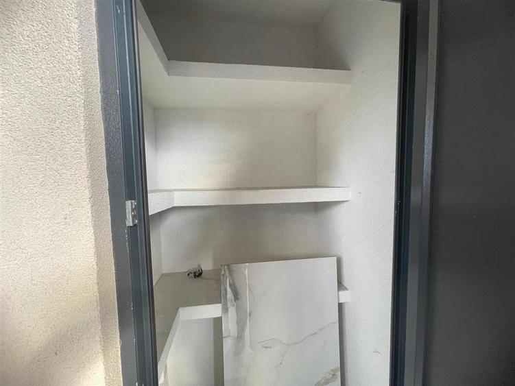 Apartament etajul 1 cu 2 camere cu balcon si parcare pe Doamna Stanca