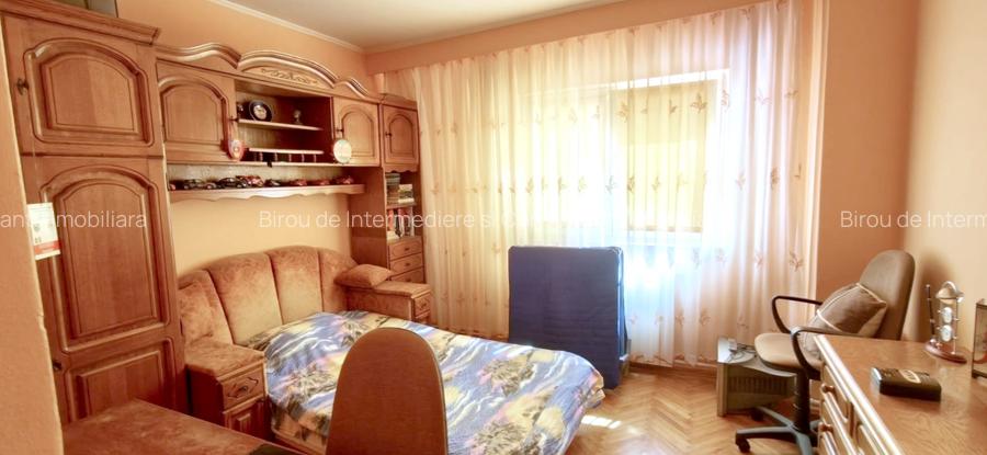 🙋 Gara🔸 3 Camere Decomandate 77m² Centrala Mobilat Utilat Etaj 1 - 11