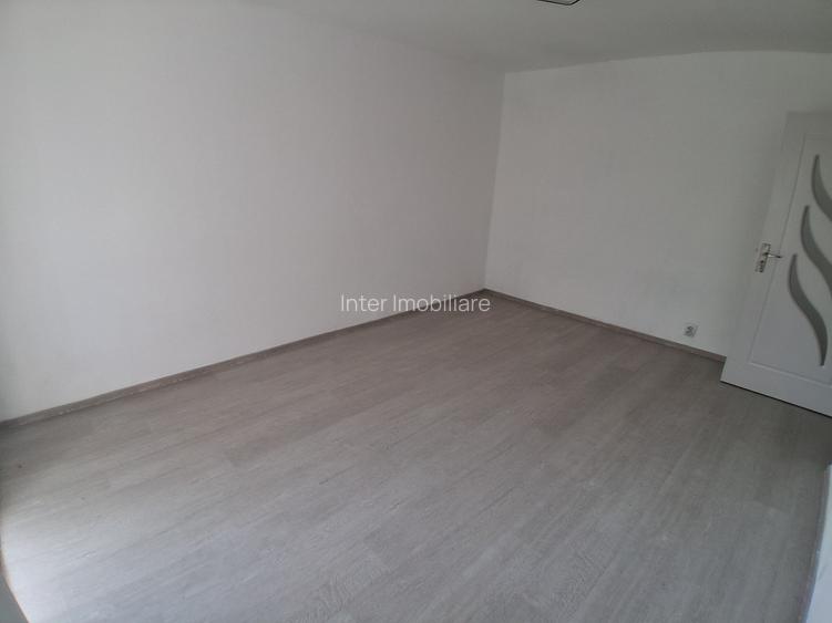 Apartament 56 mp, 2 camere, decomandat, de vanzare, Pizza Nico, Cod 163254 - 4