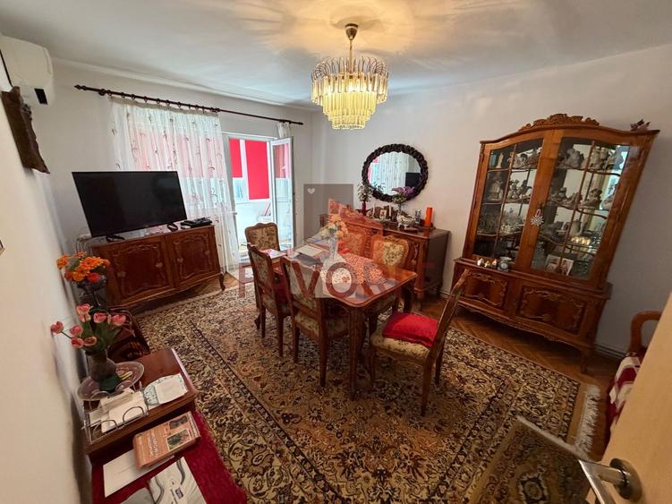Etaj 1. Centrala proprie. Garaj in baterie. Boxa in CF