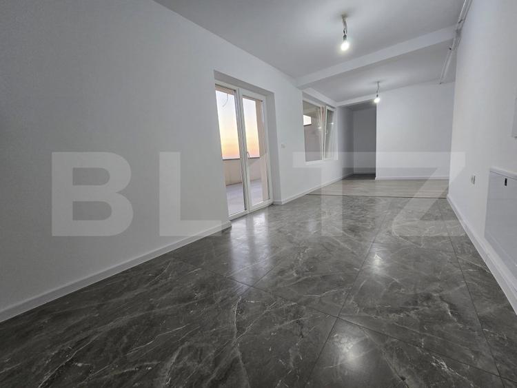 Apartament tip Penthouse cu 3 camere, 113 mp, zona Torontalului