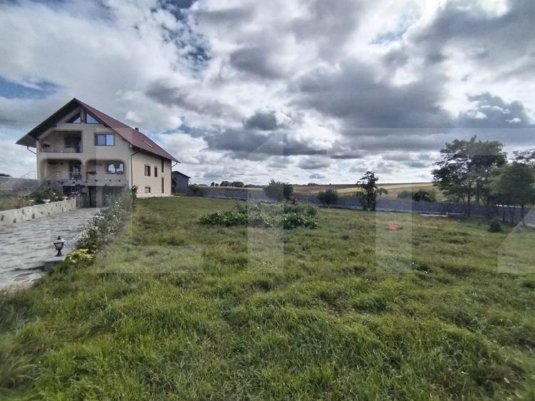 Vilă D+P+1+M - lux Dorohoi – 228 mp utili, teren 2.300 mp