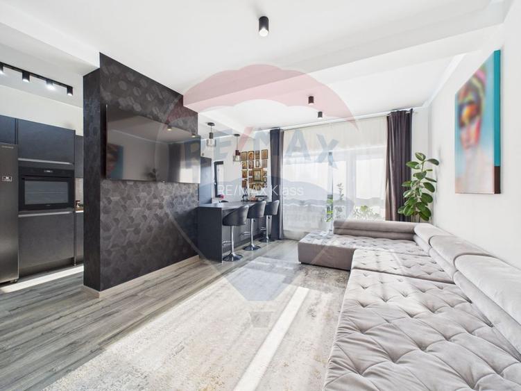 Apartament de vanzare - 3 camere 102mp + Terasa cu foisor 45mp - 5