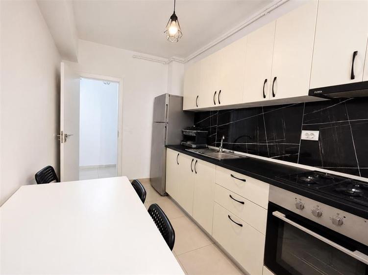 Apartament 2 camere de vanzare la 12 minute de metrou Dimitrie Leonida - 61 mp