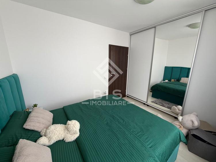 Apartament de vanzare 3 camere mobilat si utilat