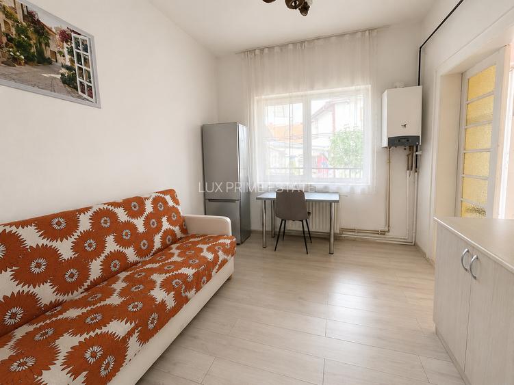 Apartament cu 1 cameră de închiriat – Zona Traian, lângă Facultatea FEA – 300 € - 5