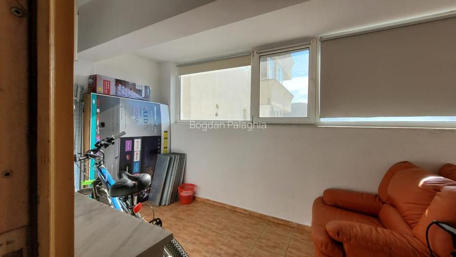De vânzare apartament 4 camere, vizavi de Selgros, lângă piața CUG.  - 10