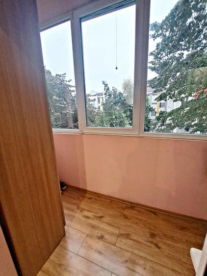 Apartament cu 3 camere, etaj 1, de vanzare, Nufarul, Oradea, Bihor