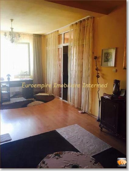 De inchiriat vila cu 5 camere in loc. Ovidiu jud. Constanta