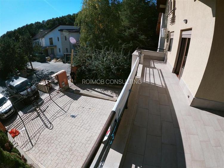 Vila 2.700mp, Paradisul Verde, cu piscina si padure proprie - 19