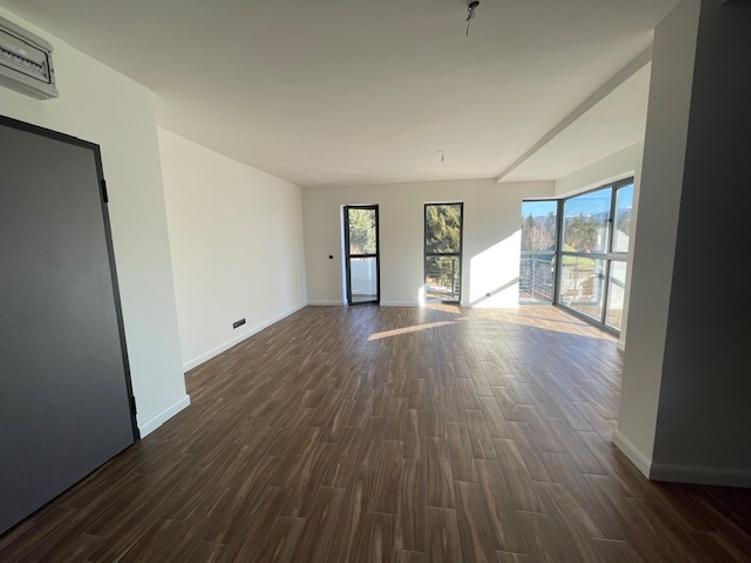 2 camere complex exclusivist, securizat, finalizat 2025, et 1/3, suprafata 81mp