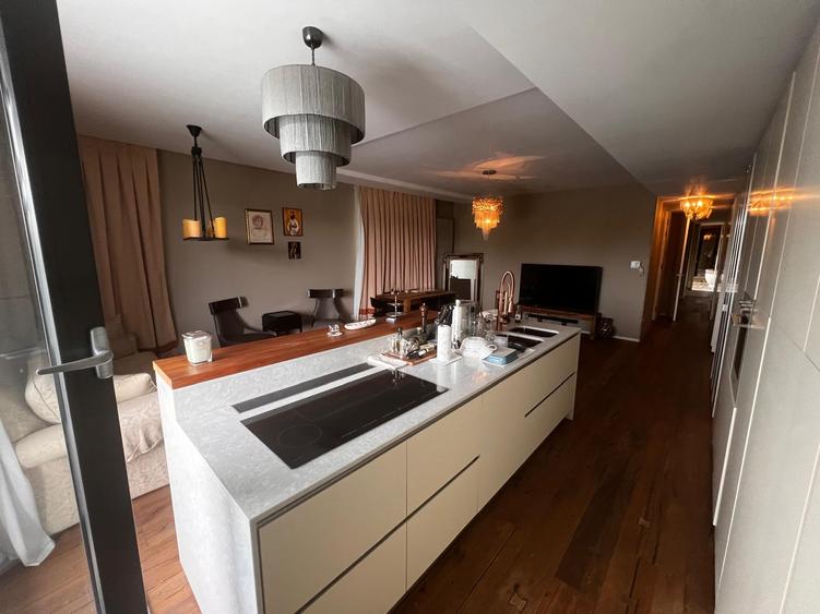 2 Penthouse-uri de inchiriat, fiecare a cate 3 camere, Baneasa - Jolie Ville