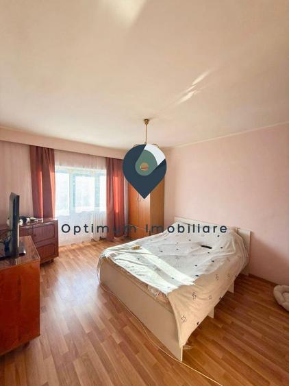 Apartament cu 3 camere, 2 bai in Manastur, zona Ion Mester !