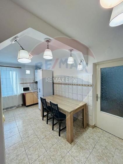 Închiriere apartament 3 camere, Tractorul–zona piata + loc de parcare - 5