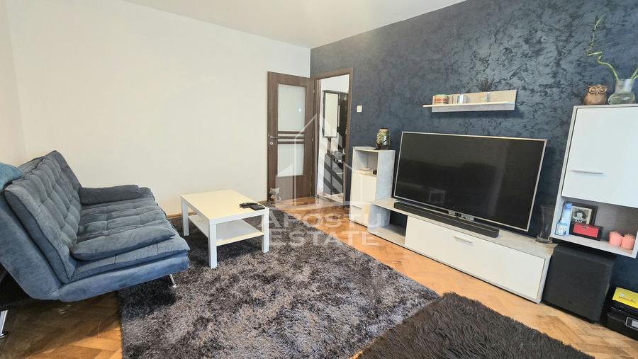 Apartament de vanzare, 2 camere, centrala proprie, Cetatii