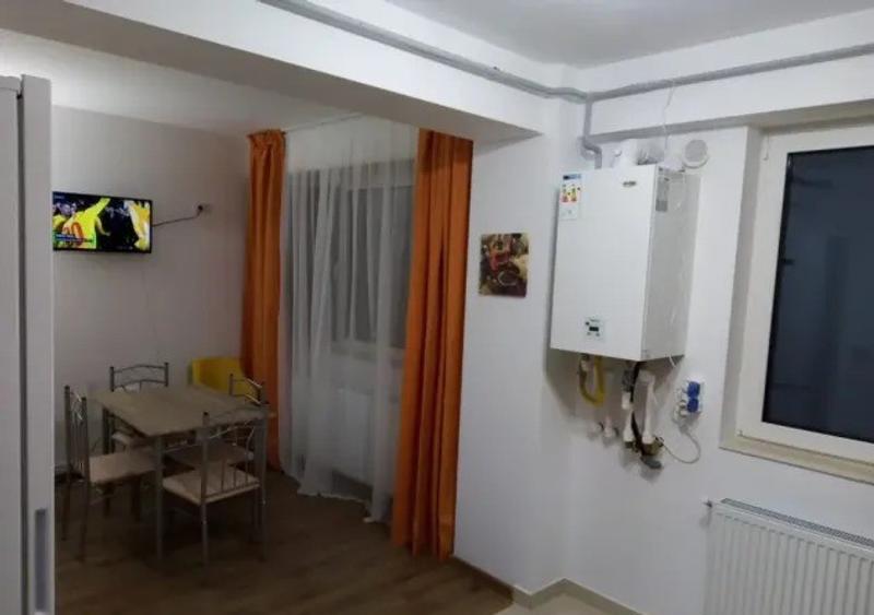 Apartament 2 camere, DECOMANDAT, zona Tatarasi