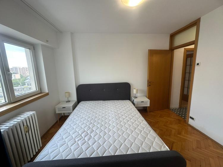 Apartament 3 camere 13 Septembrie, mobilat complet, etaj 5, 2 balcoane