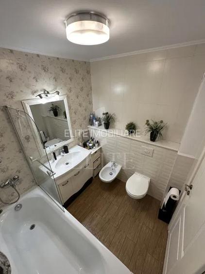 Apartament 3 camere în zona CALEA TURZII - 6