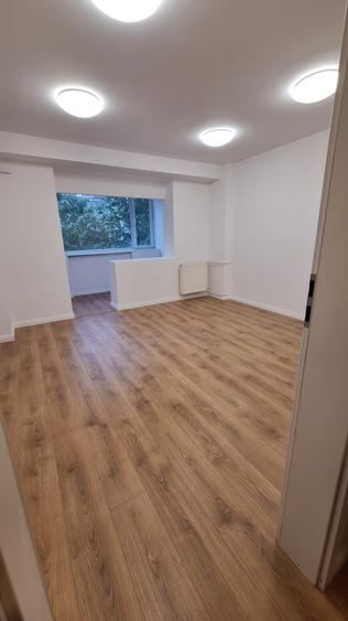 Decebal - Pta Muncii - Alba Iulia - Apartament 4 camere - Spatiu Birou -Cabinet