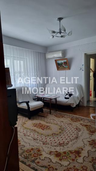 Apartament 3 camere, zona Ultracentrala/ Parculetul Junior