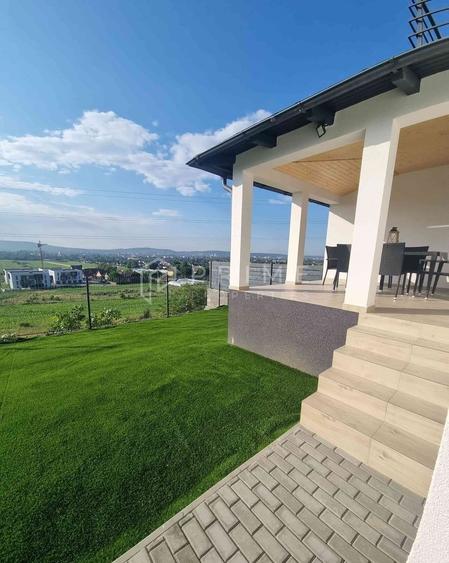 Duplex NOU cu 4 camere, încălzire în pardoseală și terasă panoramică