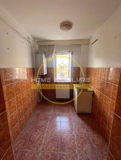 Apartament 4 camere / et3/ 63.3mp in zona Alexandru