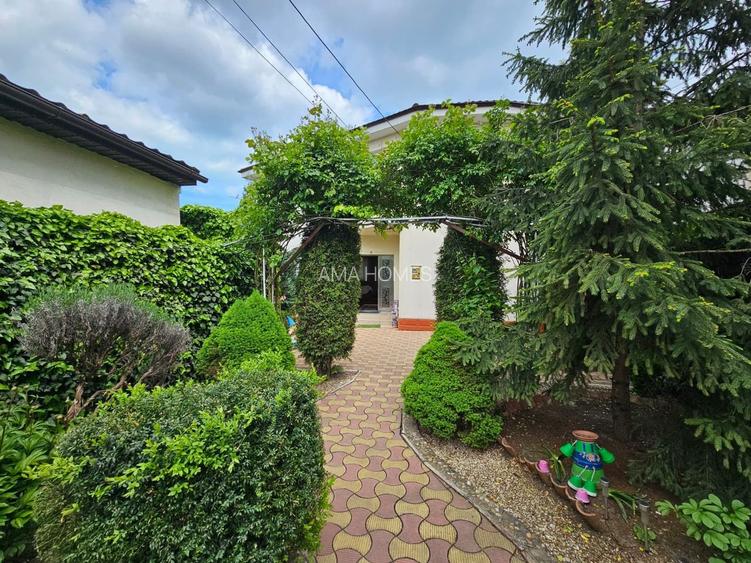 De vanzare-Vila spatioasa cu gradina si foisor-oaza de liniste