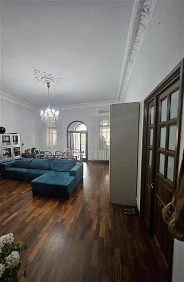Vila Cotroceni Palat Curte Libera 417mp