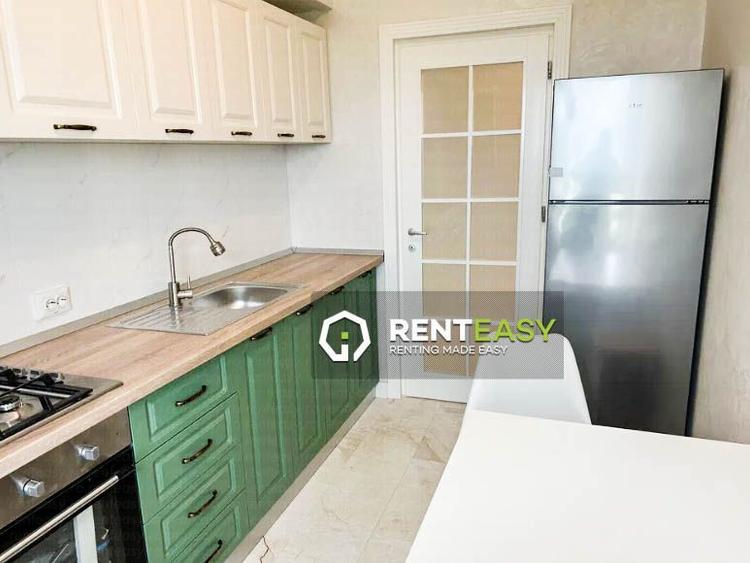 Apartament de inchiriat cu doua camere situat in zona Copou - Royal