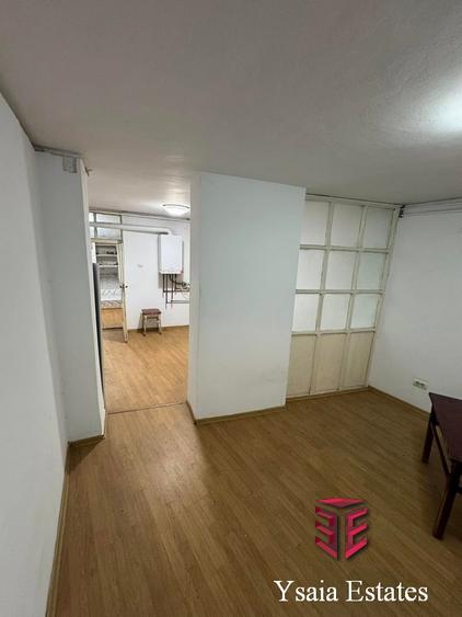 OCAZIE LA VANZARE - CASA CARAMIDA 6 CAMEE - ZONA ICIL -