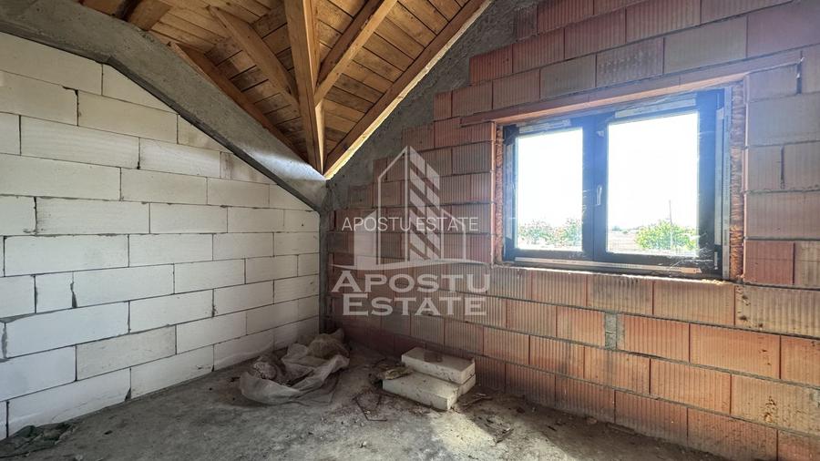Casa la rosu P+M | Teren 513 mp , Cărpiniș - 8