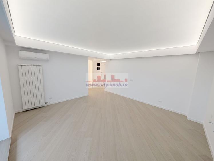 Vanzare Apartament 3 camere Cortina Pipera