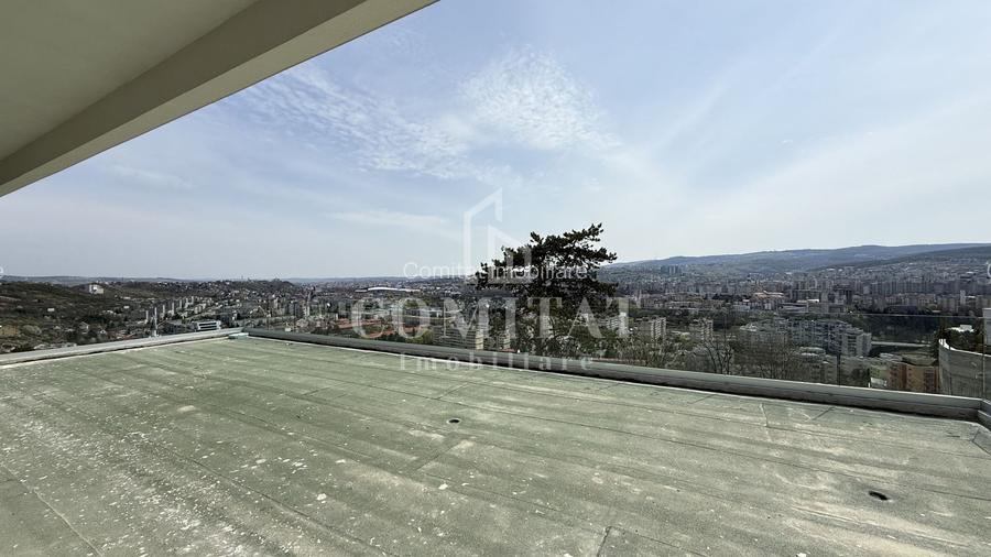 Casă generoasă cu panoramă și 256 mp terasă circulabilă - 16