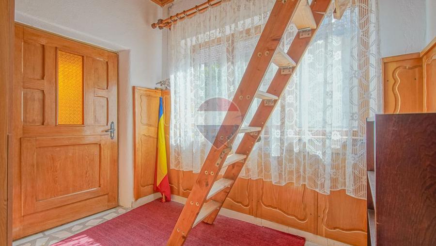 COMISION 0% Casa individuala de vanzare cu teren 1555 mp Sacele