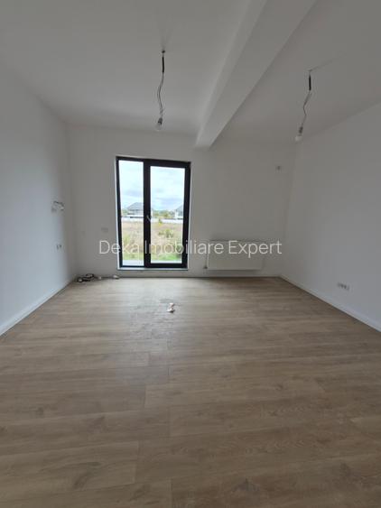 Vilă elegantă cu 5 camere si 3 bai + mansarda + garaj  – Zona Cristalului - 11