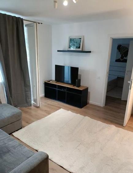 Apartament 2 Camere,Piata Dorobantilor,bl.reabilitat,et.2/4,centrala,mobilat