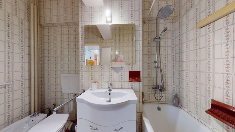 Apartament 4 camere | 2 băi | Complet utilat | Ideal pentru studente