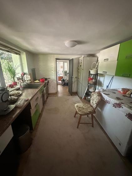 Casa Barnova Pietrarie 1300mp teren si lac privat