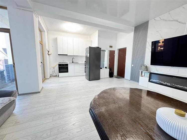 Apartament 2 camere 2 balcoane si loc de parcare in Selimbar