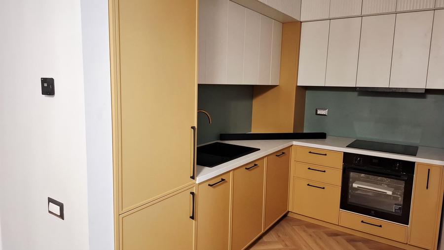 Apartament 3 camere complet mobilat si utilat, loc parcare inclus