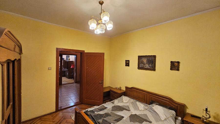 DEMOCRATIEI-Value Center-casa 259 mp , ter 532mp - 235000 euro