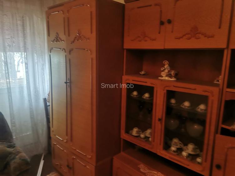 De vânzare apartament 2 camere Decomandat Făurei - 2