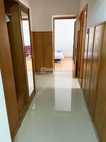 Bd. Stefan cel Mare - 3 camere recent renovat, toate dotarile, debara - 9