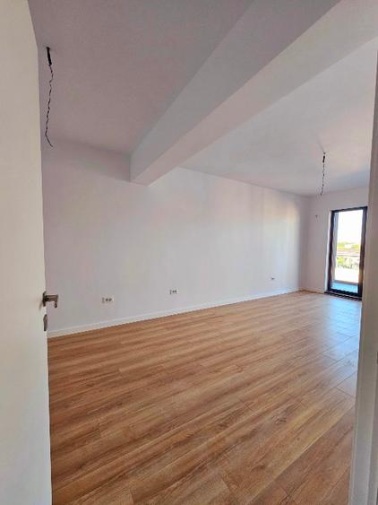 NOU 2026 - 2 CAMERE 61 MP - 3/4 - PRIMUL PROPRIETAR