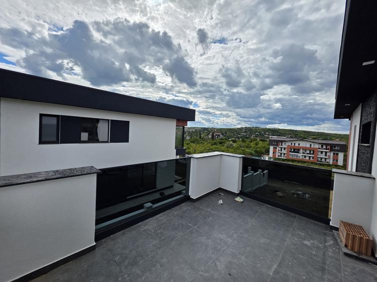 Vila noua moderna in Bucium-zona Lidl