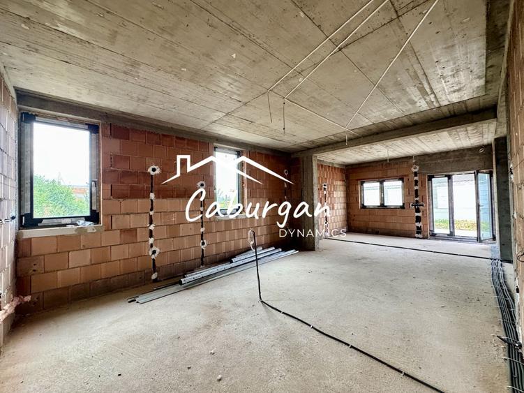 Casa cu 6 camere, 500mp teren, garaj, intabulata - Veterani
