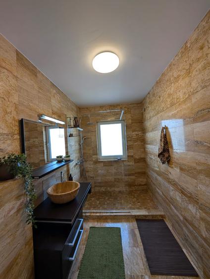 Penthouse de vanzare 6 camere terasa 150mp zona Floresti Stejarului