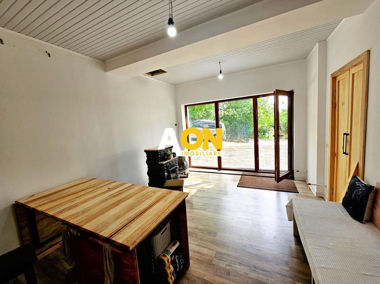 Casa multifunctionala, 6 camere , 700 mp teren, cu utilitati, Ciugud