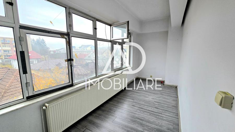 Spațiu comercial/birouri de închiriat – 160 mp în centrul orașului