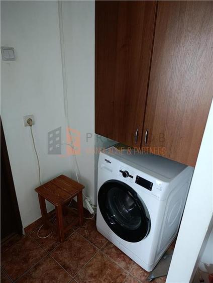 Apartament 2 camere cf 1 semidecomandat zona Unirii Sud